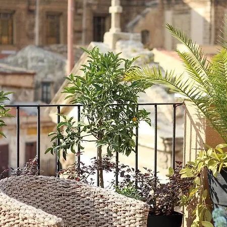 Panto - Rooftop Boutique 4*